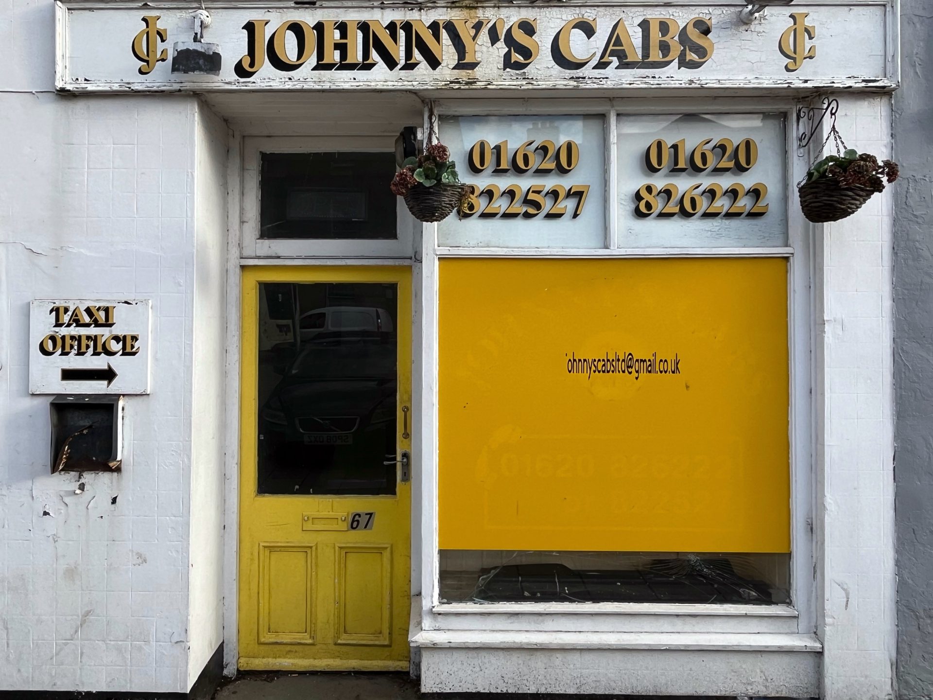 Johnnys cabs shop front Haddington